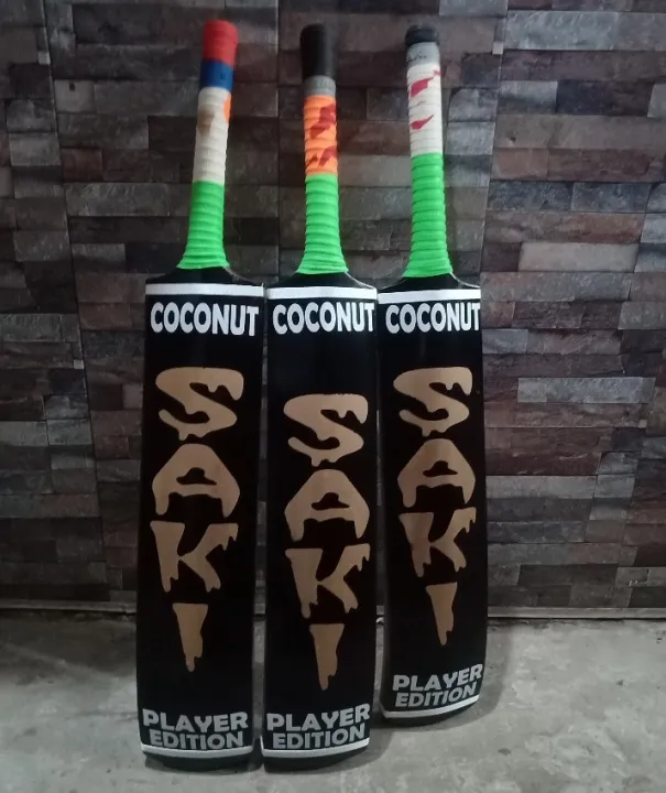 SaKi%20player%20edition%20coconut%20BAT%20Cricket%20Bat%20Tape%20Ball%20Cricket%20Bat%20-%20Full%20Cane%20-%20Original-%20Black%20-%20Image%202