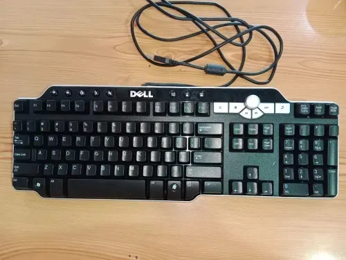 D-e-l-l%20Business%20Multimedia%20Keyboard%20Soft%20Keys%20Fashionable%20Design%20or%20home%20and%20office%20use%20with%20Thumb%20Holder%20-%20Image%202