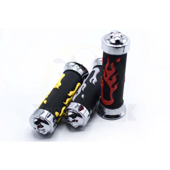 Motorcycle Handle Bar Grip Bike Hand Grip Rubber Skull Head Flame Universale