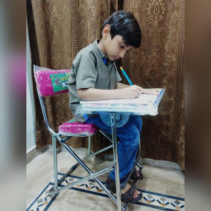 Smart%20Folding%20Kids%20Study%20Table+Eating%20Table+Multi%20Purpose%20Table%20-%20Image%204