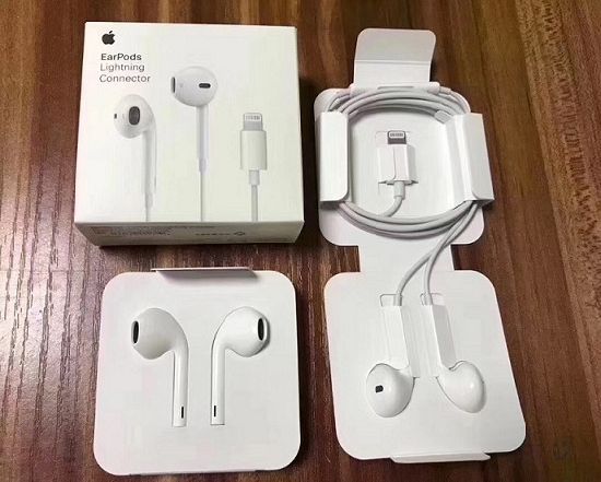 Original iPhone Handsfree - iPhone Earpods for Games - Phone Calls and Music with True Base and deep Mic Capacity | Compatible with all IOS devices
