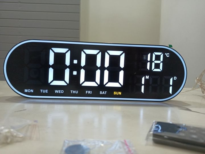 Large%20Digital%20Wall%20Clock%20With%20Remote%20Control%20Temperature%20Date%20Week%20And%20Display%20Timer%20Countdown%20Table%20Clock%20Wall%20And%20Dual%20Alarm%20-%20Image%204