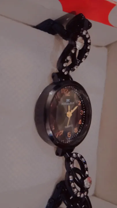 Watch%20for%20girls%7Cwoman%7Cladies%7Cgift%7CElegant%20Black%20Bracelet%20Watch%20with%20Crystal%20Accents%20for%20girl%20and%20woman%20-%20Image%205