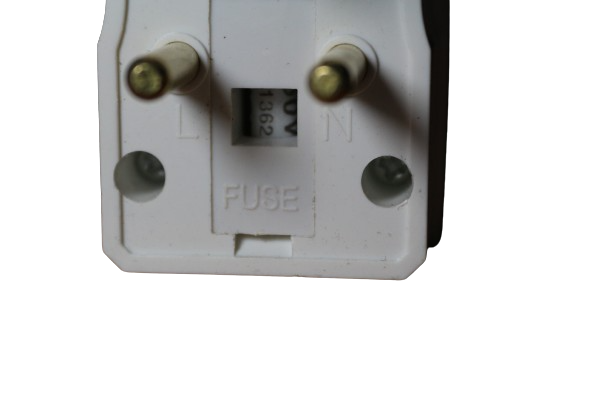 Multi%20Input%20(3-Way)%203-Pin%20Plug%20Type%20G%20Multicountry%20Input%20Plug%20Adapter%20with%2010%20Amps%20Fuse%20&%20indication%20light%20for%20Imported%20Devices.%20-%20Image%205