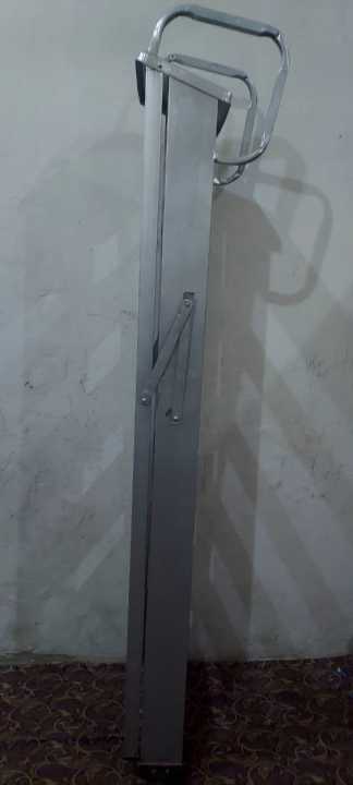 Iron%20Ladder%20Foldable%20Strong%20Non-Slippery%20For%20Home%20Office%20Factory%20Use%20Heavy%20Duty%20Size%205ft-10ft%20%7C%20Folding%20Iron%20Ladders%20For%20Cleaning%20Home%20Factory%20Office%20Easy%20To%20Use%20Most%20Comfortable%20Non%20Slippery%20Strong%20Material%20Ladders%20-%20Image%203