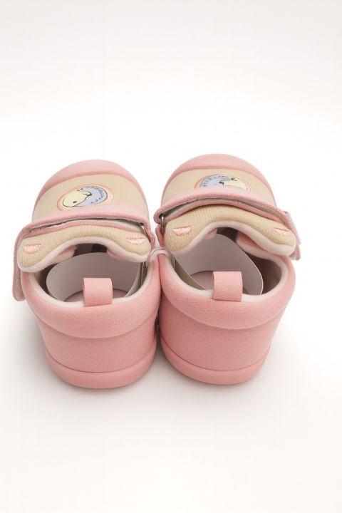 Soft%20Sole%20Baby%20Walker%20Shoes%20for%20Girls%20%7C%20Anti-Slip%20Toddler%20First%20Step%20Footwear%20%7C%20Cute%20Polar%20Bear%20Design%20%7C%20Pink%20&%20Beige%20Casual%20Infant%20Jutti/Sandal%20%7C%20Velcro%20Closure%20-%20Image%204
