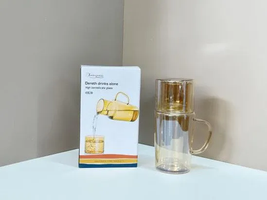 Modern%20Glass%20Bedside%20Water%20Carafe%20with%20Tumbler%20Set%20680%20ml%20-%20Image%202