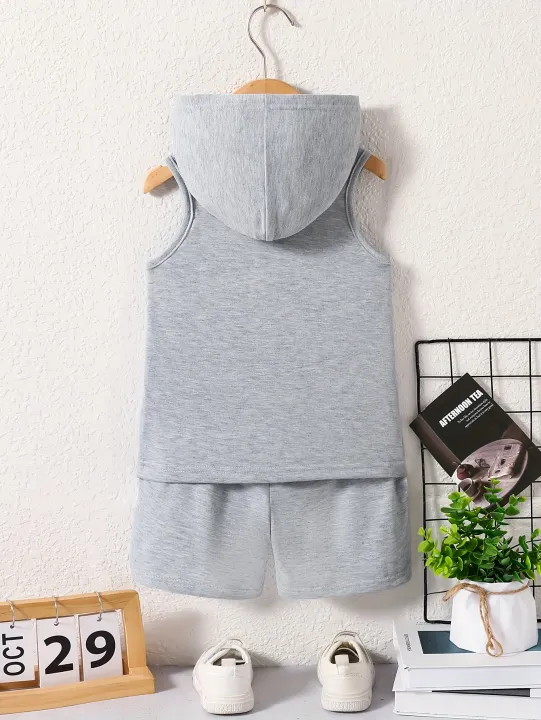 Boys'%20Summer%20Hooded%20Fashion%20Simple%20Popular%20Chicago%2023%20Print%20Shorts%20Set,%20for%20Outdoor,%20Sleeveless,%20Casual%20Summer%20Outfit,%20Lightweight%20Polyester%20Blend,%20Easy%20Care%20-%20Image%203