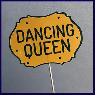 Wedding%20props/%2012%20Customize%20wedding%20props%20-%20Image%206