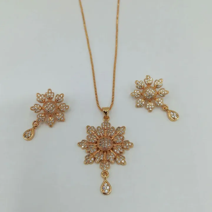 Zircon%20Jewellery%20Set%20Fine%20Light%20Weight%20Fashion%20Jewelry%20for%20Women%20-%20Golden%20-%20Image%206