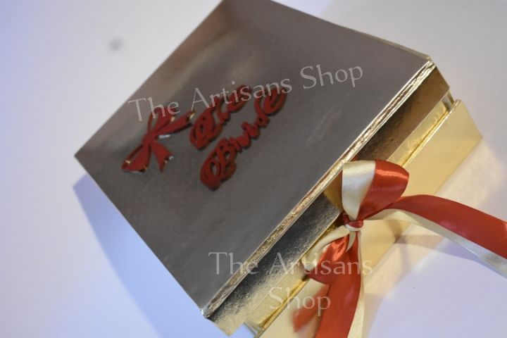 bridal%20dress%20box/%20dress%20box/%20packing%20box/%20gift%20box/%20wedding%20gift%20box/customise%20wedding%20bridal%20box/%20size-%208x7x3%20inch%20-%20Image%204