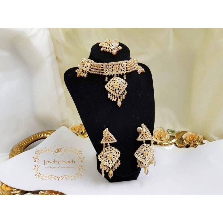 Champgane Stones Stylish Golden Set