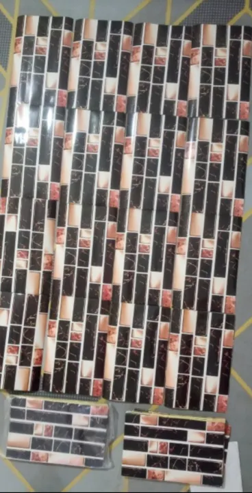 Colorful%20self-adhesive%20Tile%20Stickers%20for%20home%20decor,%20ideal%20for%20kitchen%20and%20also%20great%20as%20wall%20decor%20or%20wallpaper%20border%20-%20Image%207