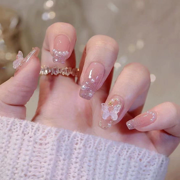 24Pcs Exquisite Pearl Butterfly Fake Nails with Glue DIY Art Design False Nails Wearable Nails Stylish Pattern Artificial Nails