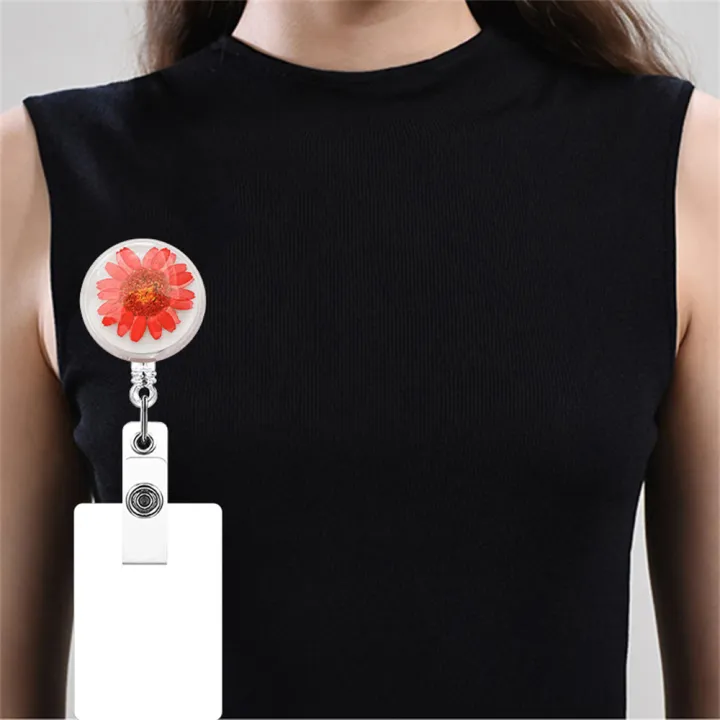 Patch%20Floral%20Daisy%20Epoxy%20Retractable%20Crystal%20Holder%20Resin%20ID%20Holders%20Clear%20-%20Image%204