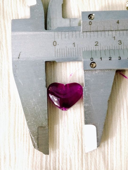 15%20Glass%20Crystal%20Transparent%20Multicolor%2013mm%20Heart%20Beads%20for%20DIY,%20Jewelry%20Making,%20Crafting%20%E2%80%93%2013mm%20Heart%20Shape%20Beads%20%7C%2028%20pcs%20Mix%20Set%20-%20Image%205