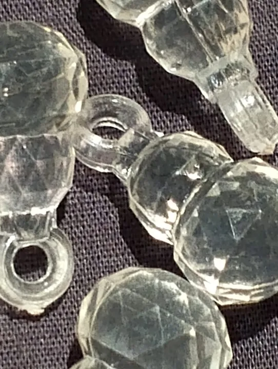 Beads%20for%20DIY%20Crafts.%20%20White,%20Yellow,%20Pink,%20and%20Orange%20Drop%20Tussle%20(Latkan)%20Acrylic%20Beads.%20Pack%20of%2040gms%20Beads,%20For%20DIY%20Jewelry%20Making,%20Jewelry,%20And%20Dress%20Accessories.%20-%20Image%206