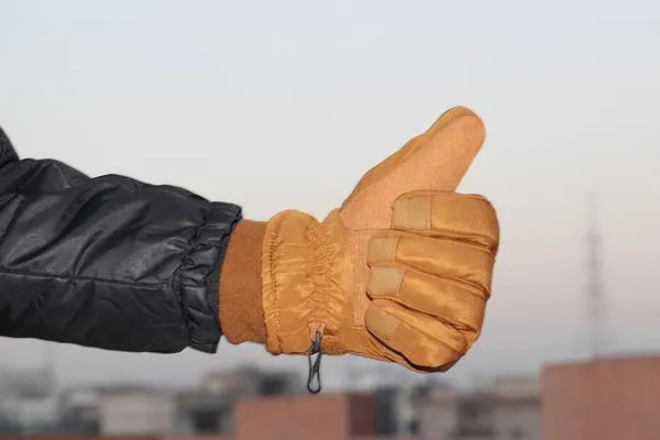 Tactical%20Thermal%20Layered%20Gloves%20-%20Image%204