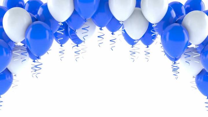 Blue%20White%20Birthday%20Decoration%20Theme%20Including%20White%20Happy%20Birthday%20Banner%20,%20Blue%20Background%20Curtains%20&%20Blue%20White%20Latex%20Balloons%20-%20Image%207