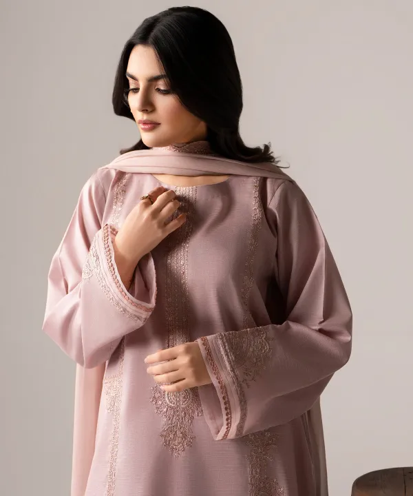 Sitara%20Studio%203%20Piece%20Unstitched%20Suit%20For%20Women%20-%203PC%20Unstitched%20Fabric%20For%20Women%20-%20Universal%20Digital%20Embroidered%20-%20245%20-%20SS26%20-%20Sumers%202026%20Collection%20-%20Image%205