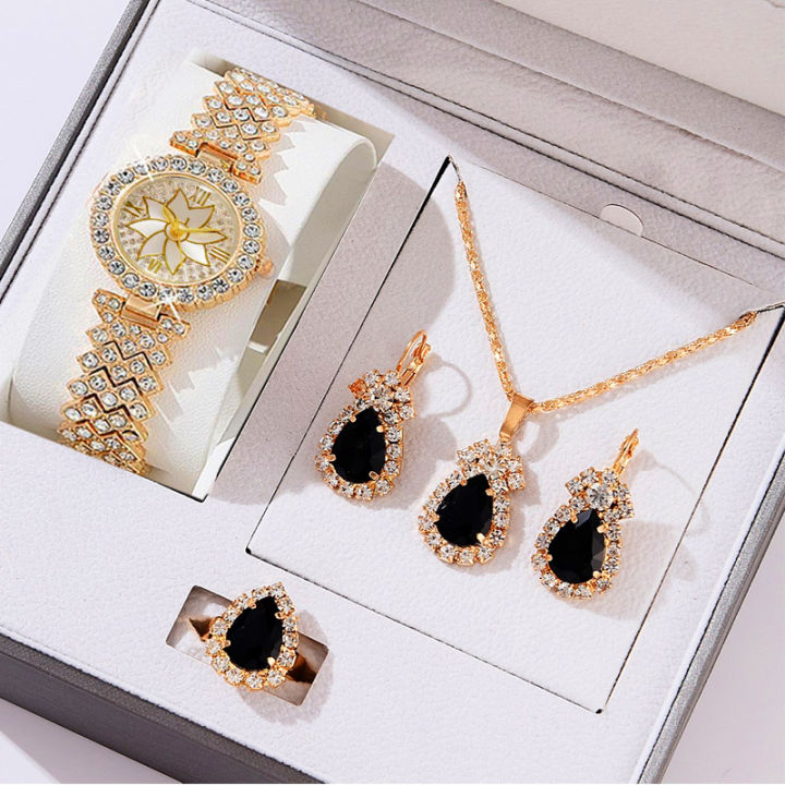Exquisite Diamond Studded Women's Watch Set, Cute and Elegant
