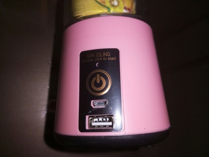 Battery%20Operated%20Blender%20Mini%20Portable%20Juicer%20USB%20Rechargeable%20Mixer%20-%201%20Piece%20-%20Image%209