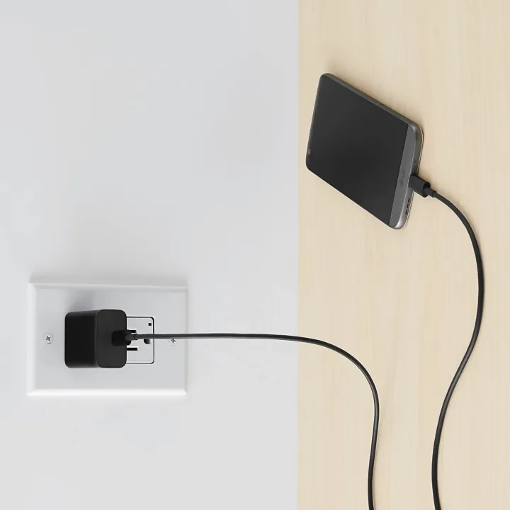 Type-C%20to%20USB%20Type-C%20High%20Quality%20Charger%20Cable%20-%206%20Feet%20-%20Image%207