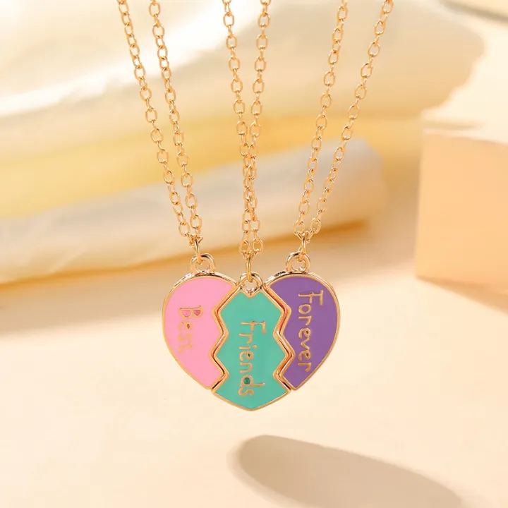 Best%20Friend%20Necklaces%20For%203%20Matching%20Heart%20Pendant%20Magnetic%20Bff%20Friendship%20Necklace%20Natuo%20-%20Image%204