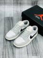Nike Jordan 1. 