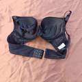 Lining Single Paded Bra With Removable Straps. 
