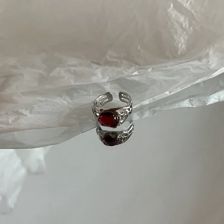 Iruriuiyt%20Vintage%20Silver%20Color%20Red%20Oval%20Ring%20For%20Women%20Trendy%20Elegant%20Irregular%20Natural%20Stone%20Luxury%20Ring%20Woman%20Y2K%20Aesthetic%20Jewelry%20Gift%20-%20Image%205