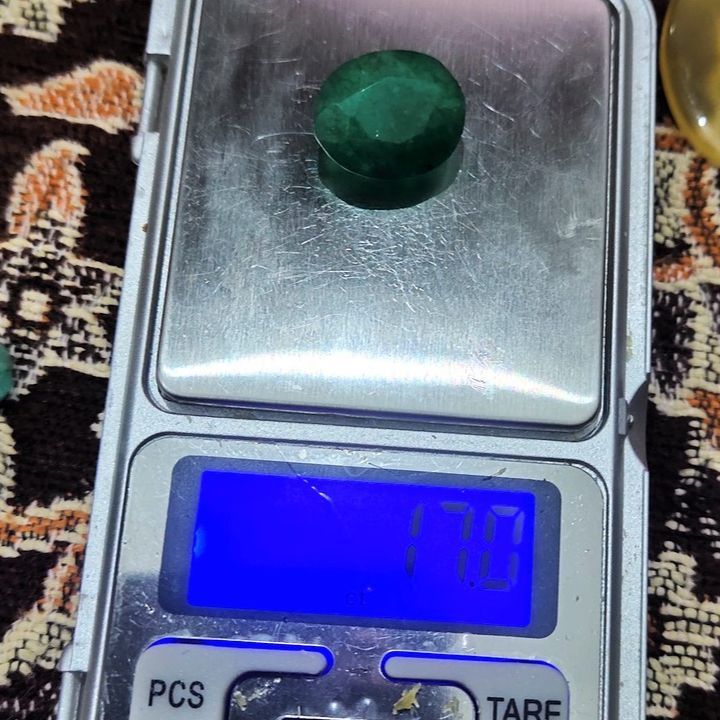 Natural%20Emerald%20Stone%20(Zamurd)%20Gem%20Stone%2017.0%20crt%20%C2%B1%201crt%20For%20Ring%20Men%20-%20Image%207