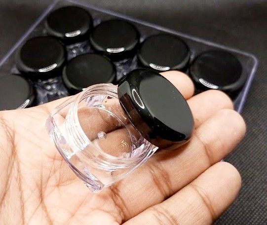 Pack%20of%2012%20Empty%20Cosmetic%20Containers%2010gram%20Black%20Cap%C2%A0With%20outer%20Acralic%20Box%20-%20Square%20Shape%20Mini%20Plastic%20Empty%20Bottle%20-%20Makeup%20Face%20Cream%20Pot%20Jar%20Refillable%20Cosmetic%20Sample%20Bottles%20-%20Image%203