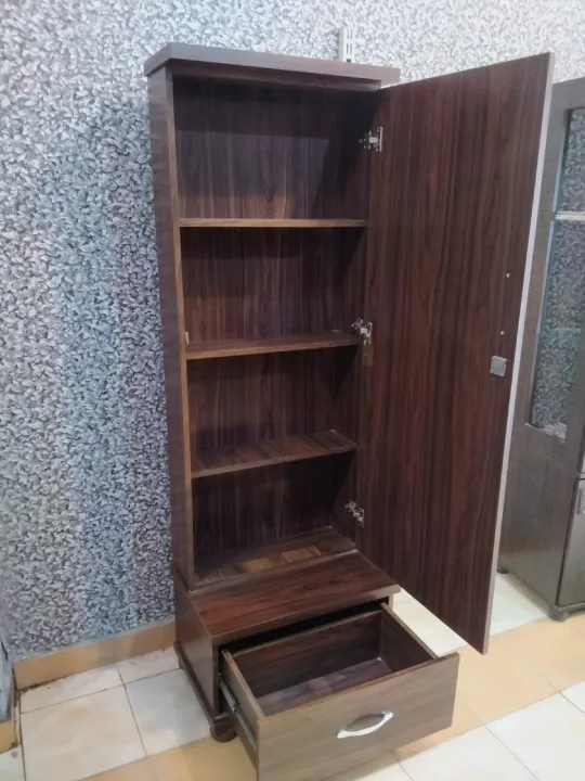 Dressing%20table%20slim%20and%20smart%20dressing%20with%20storage%20-%20Image%203