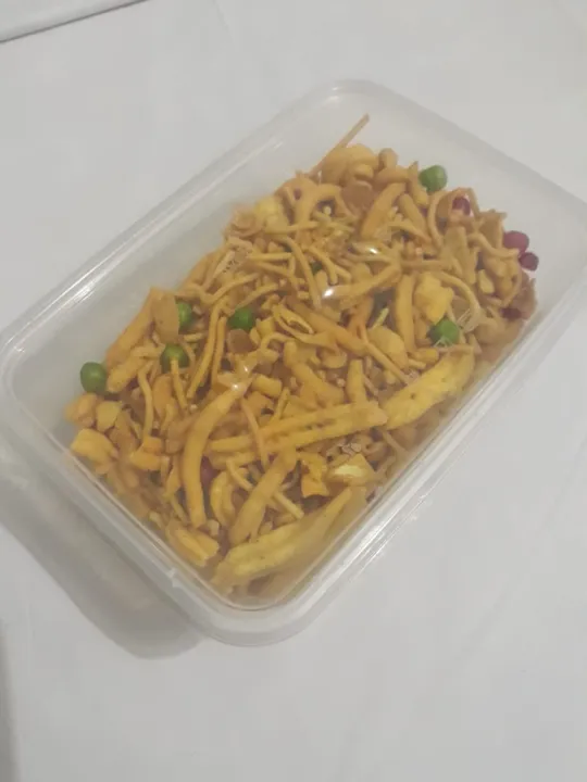 "Crispy%20Delight:%20250%20Grams%20of%20Freshly%20Mixed%20Nimko"%20-%20Image%205
