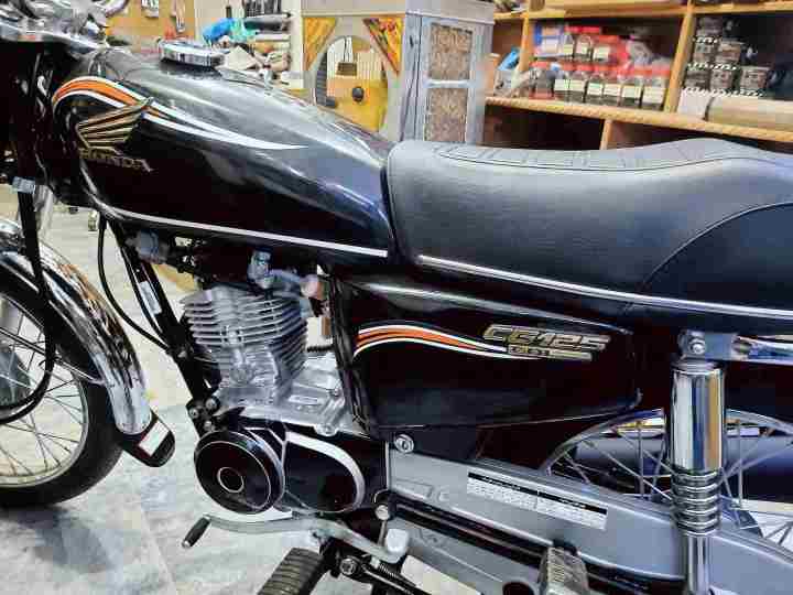 Engine%20Kit%20125cc%20Engine%20Wrap%2023%20Pieces%20Waterproof%20Heatproof%20Vinyl%20Cut%20Sticker%20-%20Image%205