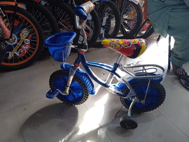 Baby%20Cycle%2012%20inch%20Kids%20Bicycle%20With%20Front%20Basket%20&%20Supporting%20Tire%202-5%20Years%20Old%20Baby%20-%20Image%205