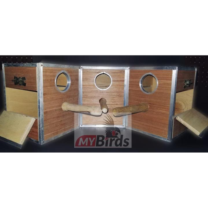 Budgies%20And%20Love%20Birds%20Breeding/Nesting%20Box.%20(Standard%20Size).%20-%20Image%202