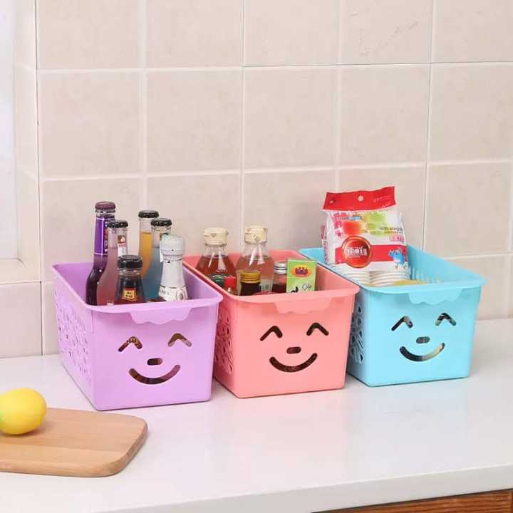 Multipurpose%20Storage%20Plastic%20Fruit%20Basket,%20Rectangular%20Plastic%20Storage%20Basket%20with%20Handle%20-%20Image%203