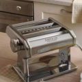 PASTA AND NOODLES MAKER MACHINE. 