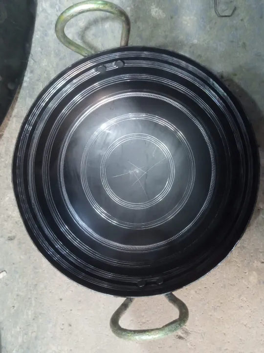 PURE%20HAND%20MADE%20BLACK%20IRON%20KARAHI%20WITH%20GOLEN%20HANDLE%20HEAVY%20WEIGHT%20TOTALLY%20HAND%20MADE%20LIFETIME%20USEING%20BEST%20FOR%20MAKING%20SHANWARI%20KARAHI%20MUTTON%20KARAHI%20%20CHICKEN%20KARAHI%20%20FRYING%20SAMOSA%20FISH%20AND%20MANY%20MORE%20ITEMS%20-%20Image%202