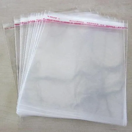 Transparent%20Plastic%20Shopper%20for%20Dress%20Packing%20-%20Pack%20of%2020%20-%20Image%204