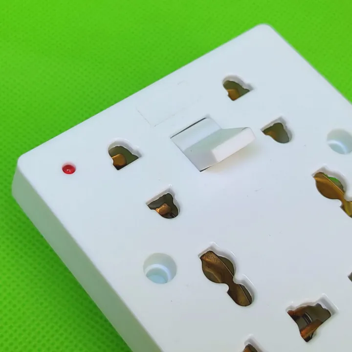 Universal%20Multi-functional%20Double%20Multi%20Plug%20Wall%20Power%20Socket%20Double%20China%20Fitting%20Sheet%20China%20Switch%20Light%20Plug%20Board%20-%20Image%205