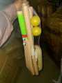 Cricket Kit Junior Plastic bat Ball Kit Cricket Playing Set for Kids Indoor Beach Outdoor Garden Play Set for 5-10 yrs Kids(1 Bat, 3 Wicket,1 Stand,2 Ball, 2 Bails), Childern Indoor Outdoor Play Plastic Cricket Bat Set (Random Color). 