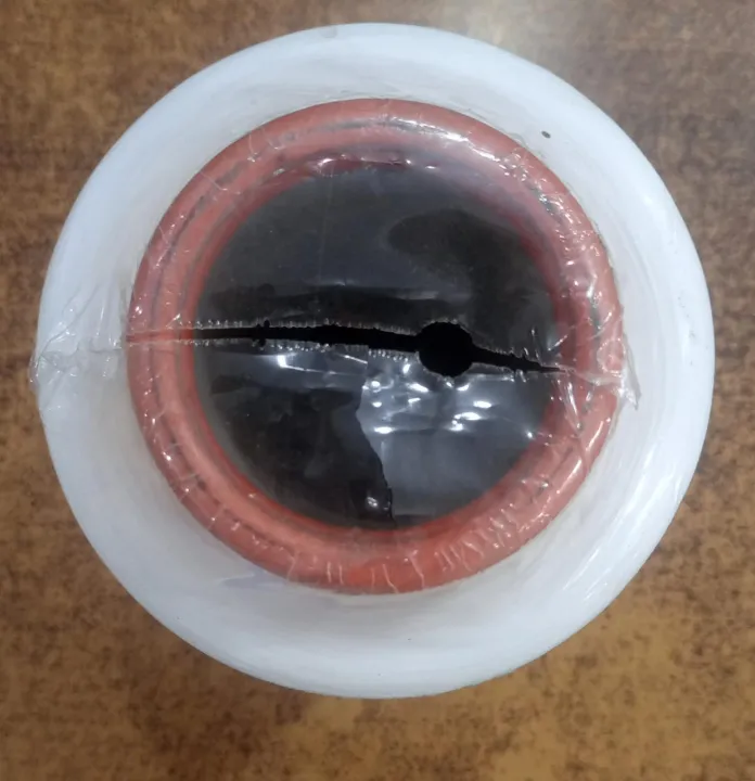 Overlock%20Cone%20Thread%200.5%20Kg%20Pack%20of%20Thread%20for%20Sewing%20Machines%20Cone%20Type%20-%20Image%203