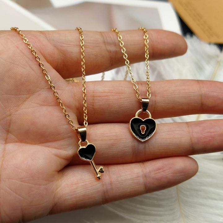 Black%202pcs%20Korean%20Jewellery%20Fashion%20Love%20Key%20Lock%20Couple%20Necklace%20for%20Girls%20Stylish%20-%20Heart%20Shaped%20Key%20Lock%202PCS%20Set%20Jewellery%20For%20Girls%20For%20Girl%20-%20Image%202