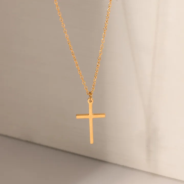 18k%20Clean%20Fit%2018K%20Gold%20Plated%20Stainless%20Steel%20Minimalist%20Jewelry%20Religious%20Cross%20Pendant%20Necklace%20Women%20-%20Image%204