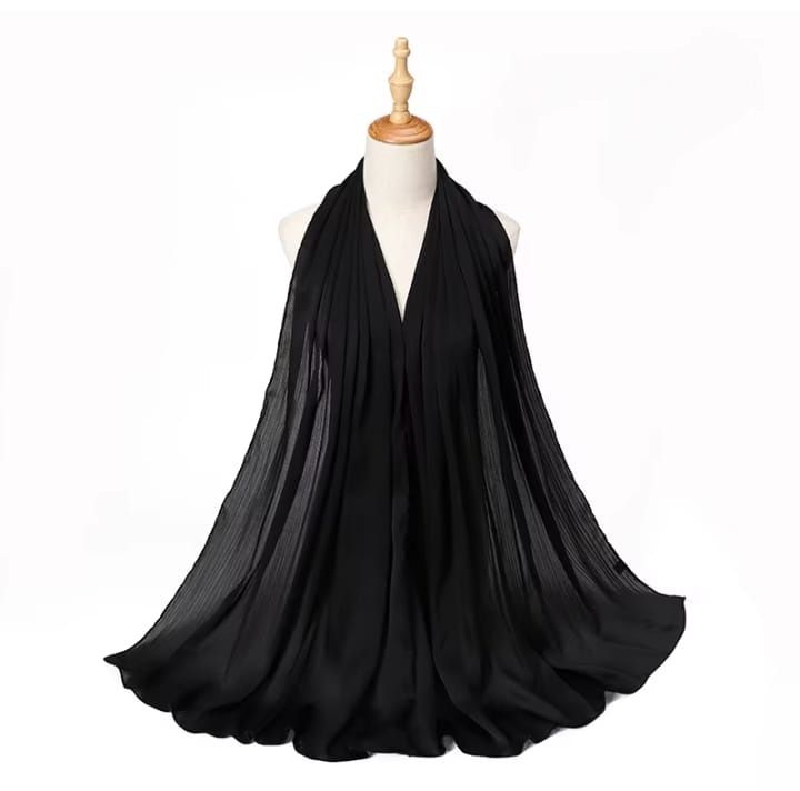 Luxury%20Plain%20Chiffon%20Georgette%20Hijab%20Scarf%20in%20High-Quality%20Fabric,%20Light%20weight%20Hijabs/Scarves/Stoler%20for%20Girls/Women%20(pack%20of%202)%20-%20Image%206