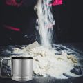 Flour Sifter, Stainless Steel Flour Sieve Flour Dredger with Single Handle Large Capacity Baking Sieve Cup Kitchen Craft for Icing Sugar Sifter Tapioca Flour Coconut Flour Cake Flour. 