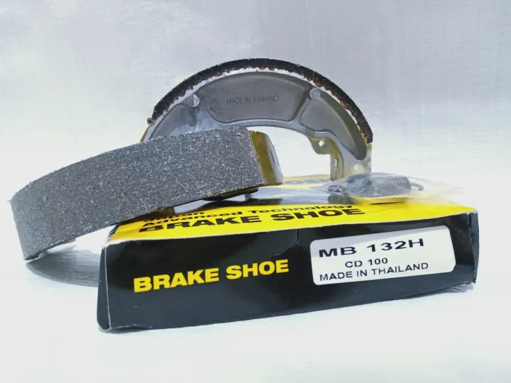 BRAKE%20SHOE%20MITSUBOSHI%20MB132%20FOR%20DELUXE%20,%20PRIDOR%20&%20HONDA%20CG125%20FOR%20FRONT%20WHEEL%20(2006-TILL%20NOW)%20-%20Image%206